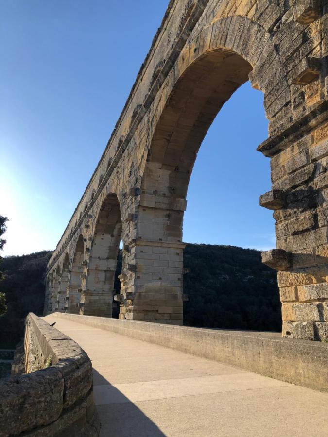 Studio Havre De Paix Au Pont Du Gard Piscine Et Jacuzzi Chez Valerie Payre Vers Pont du Gard Exterior photo